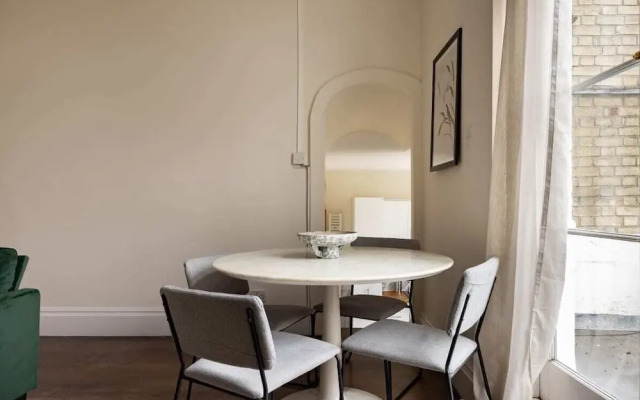The Notting Hill Base - Charming 2bdr With Balcony