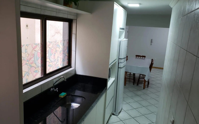 1075 - Praia De Bombinhas Locacao De Temporada