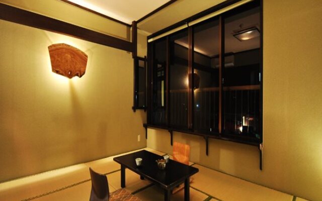 Ryokan Tsurusou