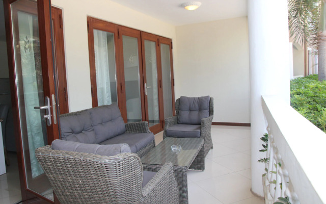 Chic Apartment in Willemstad Surrounded by Tropical Garden