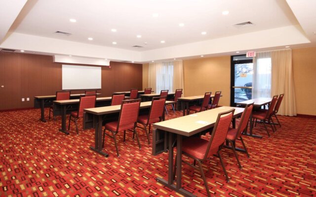 Courtyard By Marriott Dallas - Lewisville