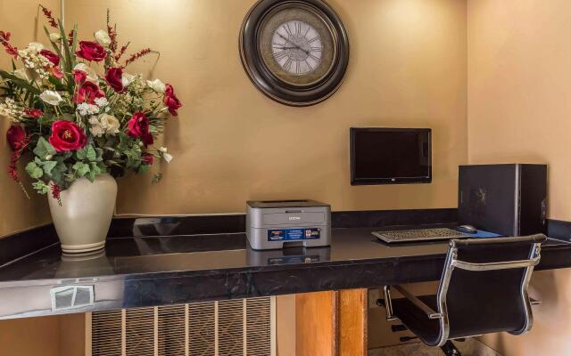 Quality Inn & Suites - Granbury