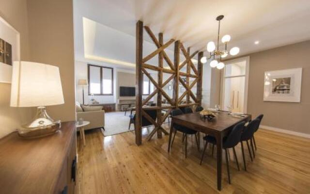 Lovelystay - Downtown 2Bedroom Wonder