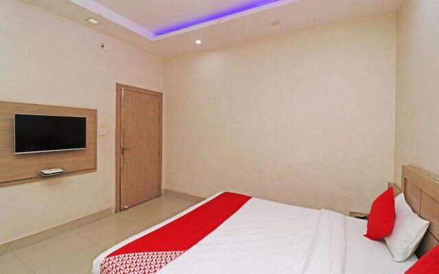 OYO 6993 Hotel Rk Residency
