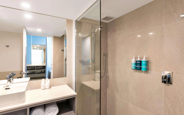 Novotel Cairns Oasis Resort