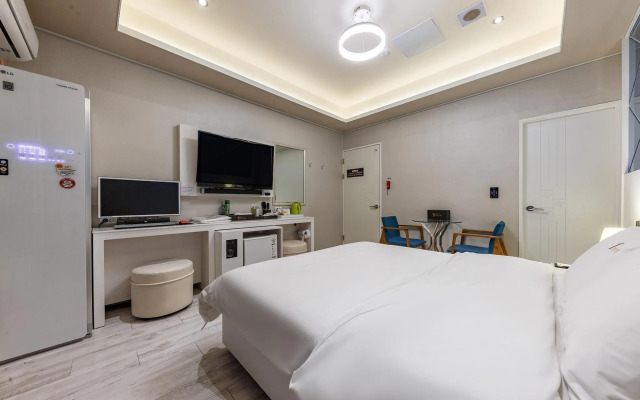Mokpo 1beonji Hotel