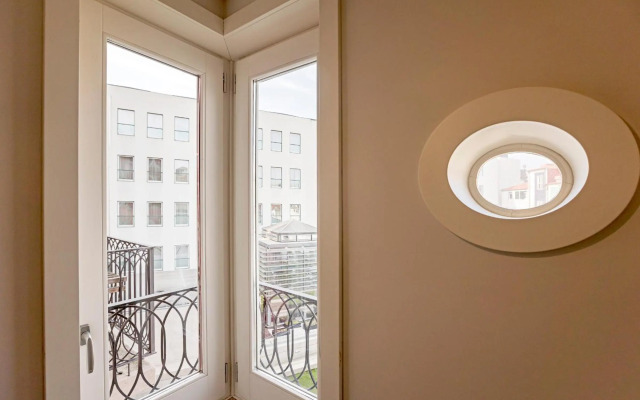 Palácio das Cardosas Studio by LovelyStay