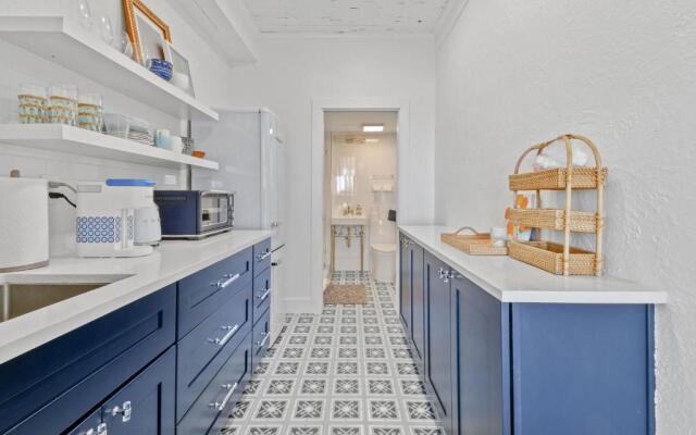 Designer Decorated Palm Beach Hotel NEW