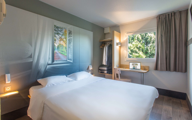 B&B HOTEL Douai Parc des Expos Cuincy