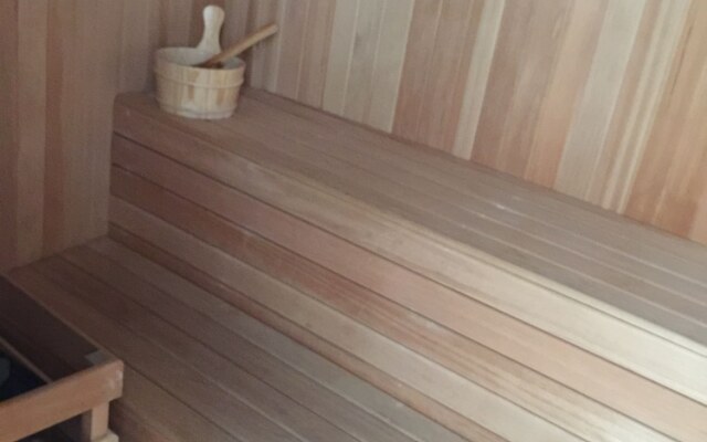 Teega Waterfront - Hello Kitty