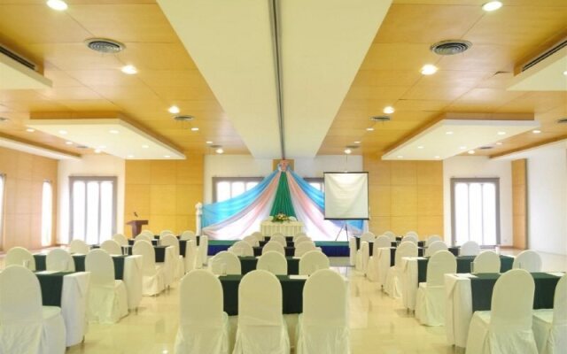 Mercure Rayong Lomtalay Villas N Resort