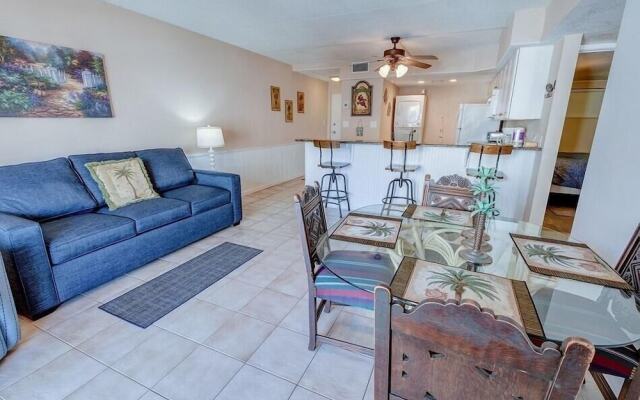 Sugar Beach 230 by RedAwning