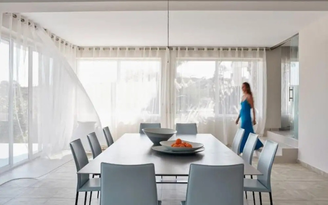 Tiamo Secrets Leading Villas White House