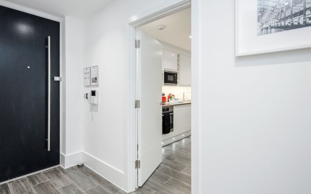 Roomspace Apartments -The Legacy