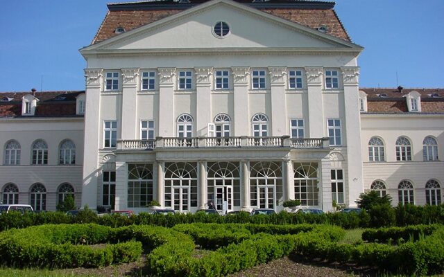 Austria Trend Hotel Schloss Wilhelminenberg