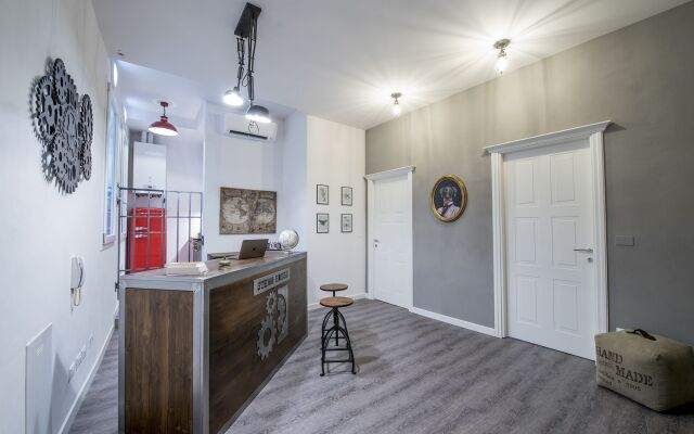 Steam House - Room & Breakfast