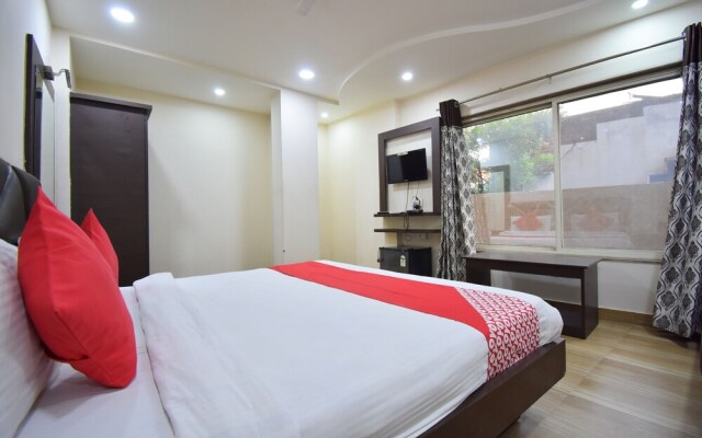 Hotel Siddhi Vinayak by OYO