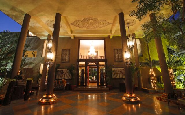 The Earth House Resort