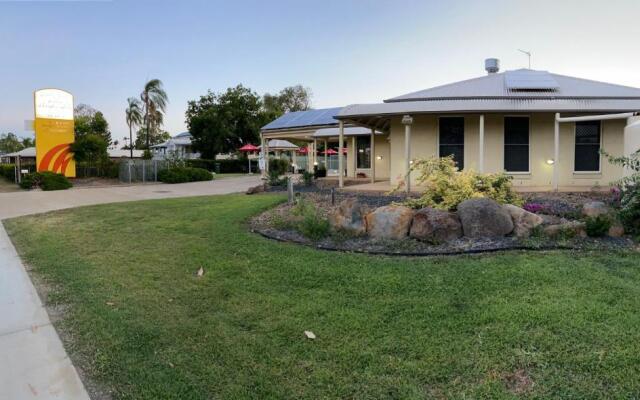 Country Roads Motor Inn Gayndah Qld