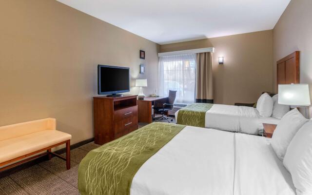 Comfort Inn & Suites Sacramento - University Area