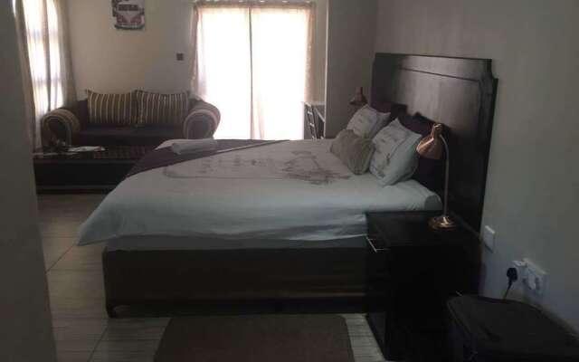 Eagle Suites Guest House
