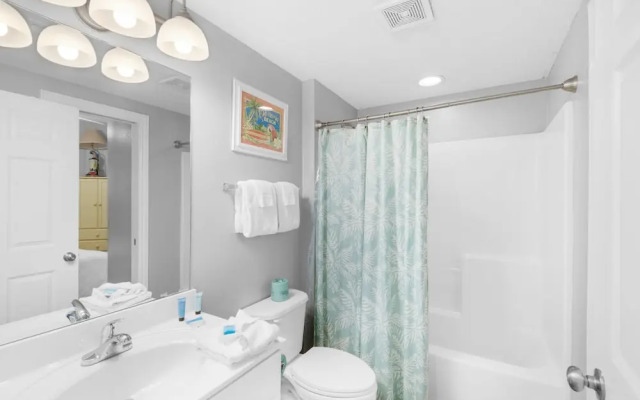 Majestic Beach Towers 2-803
