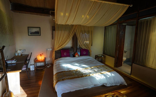 Yueke Courtyard Inn