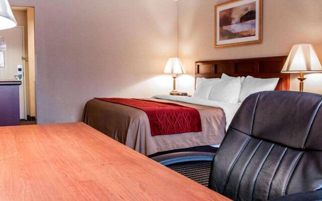 Wingate by Wyndham Livonia