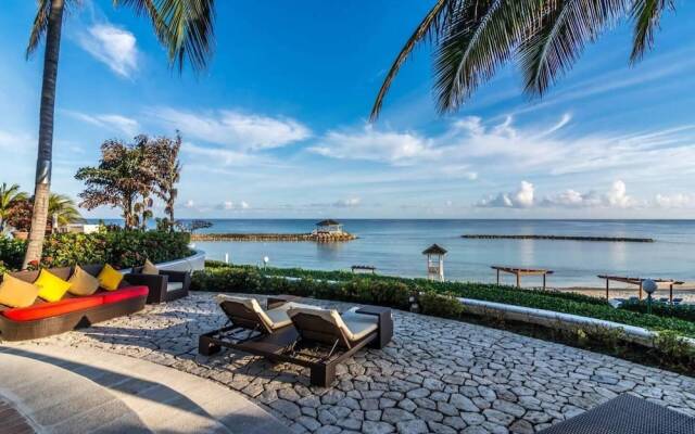 Luxury 1-bed Apartment in Montego Bay