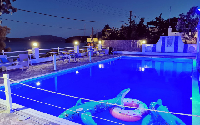 Tropicana Inn