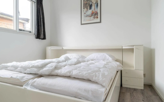 Splendid Chalet in Bantega With a Jettty