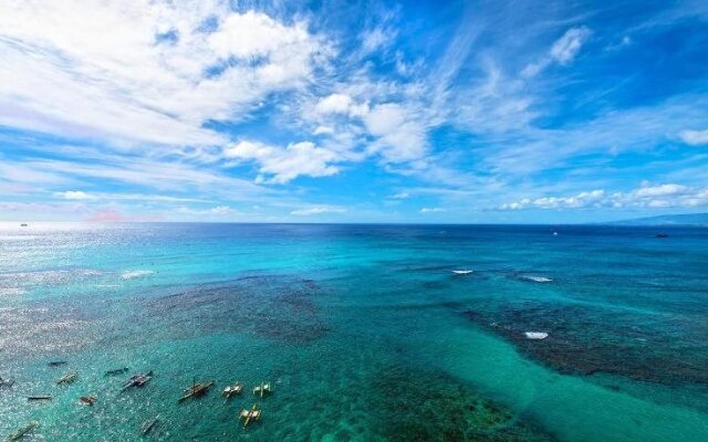 Diamond Head Beach Hotel