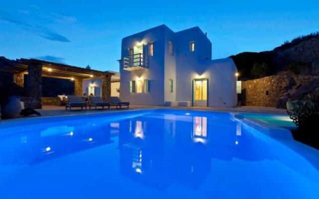 ClubZak Rocky Mansion