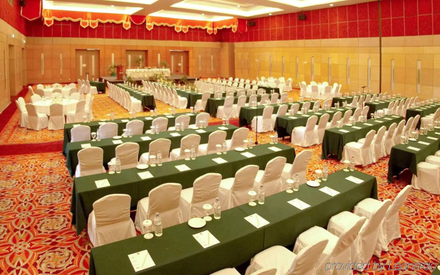 Grand Suka Hotel