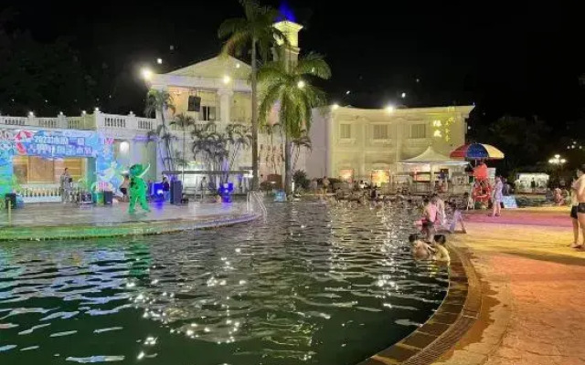 Gudou Skyline Hot Spring Hotel