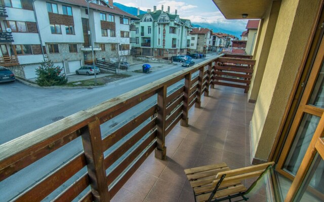 Ideal Stayinn Banderitsa Studio for Your ski Holiday, 2 Guests in Bansko, Bulgaria from 213$, photos, reviews - zenhotels.com