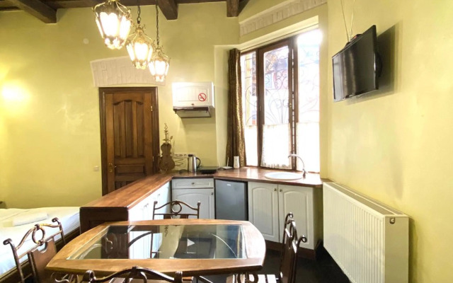 Апартаменти на Площі Ринок 39/15