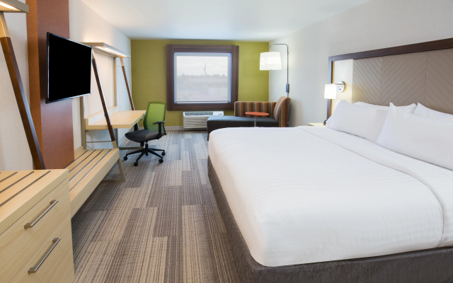 Holiday Inn Express & Suites Pahrump by IHG