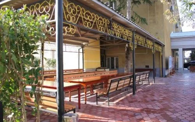 Hualing Hotel