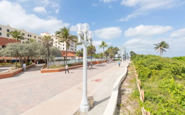 218 Studio Apt Hollywood Beach