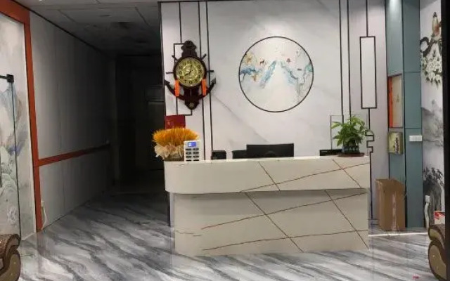 Golden Wowo Hotel