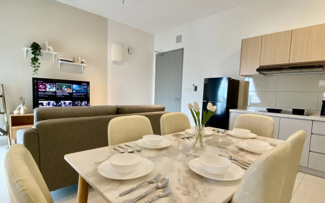 TR Residence Near Titiwangsa LRT By Iconique