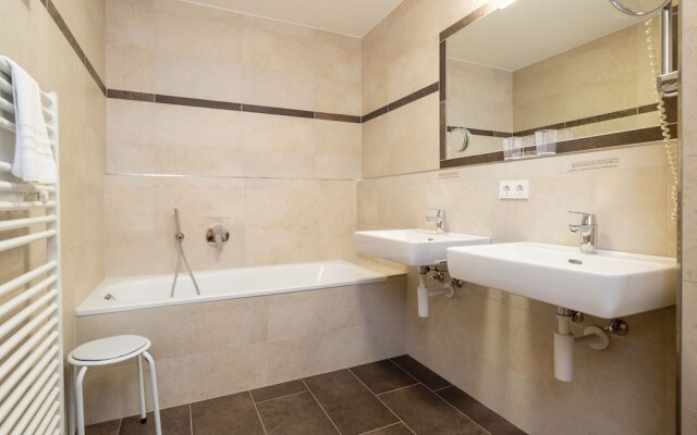 Modern Apartment in Zell am See Near Schmittenhhebahn