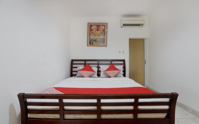 OYO 132 Anggrek Murni Residence