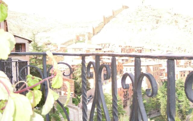 Albergue De Albarracín Rosa Bríos