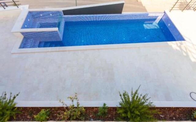 Apartment Solis Okrug Gornji