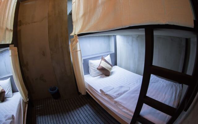 The Lodge Yangon Hostel