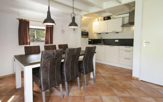 Comfy Holiday Home with Dishwasher near Meppel - Hotel in Гарденберг - Photo 3