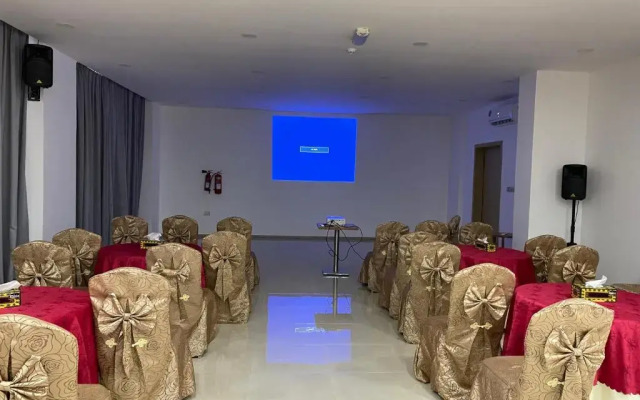 Season Inn Hotel