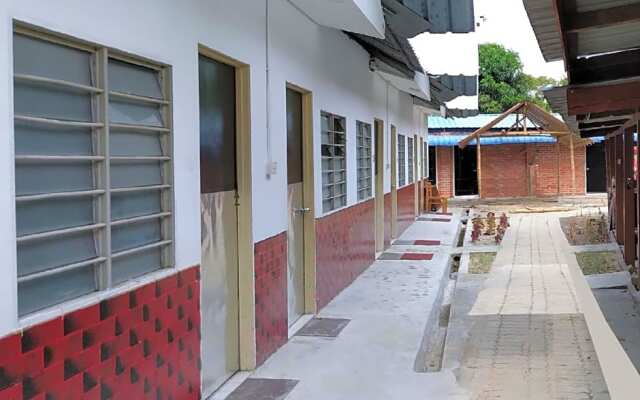 OYO 90176 D'cruz Sunrise Villa